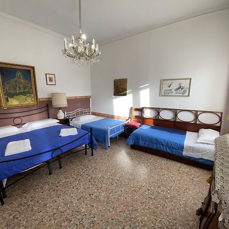 Princess Guest House Canal View Venise Extérieur photo