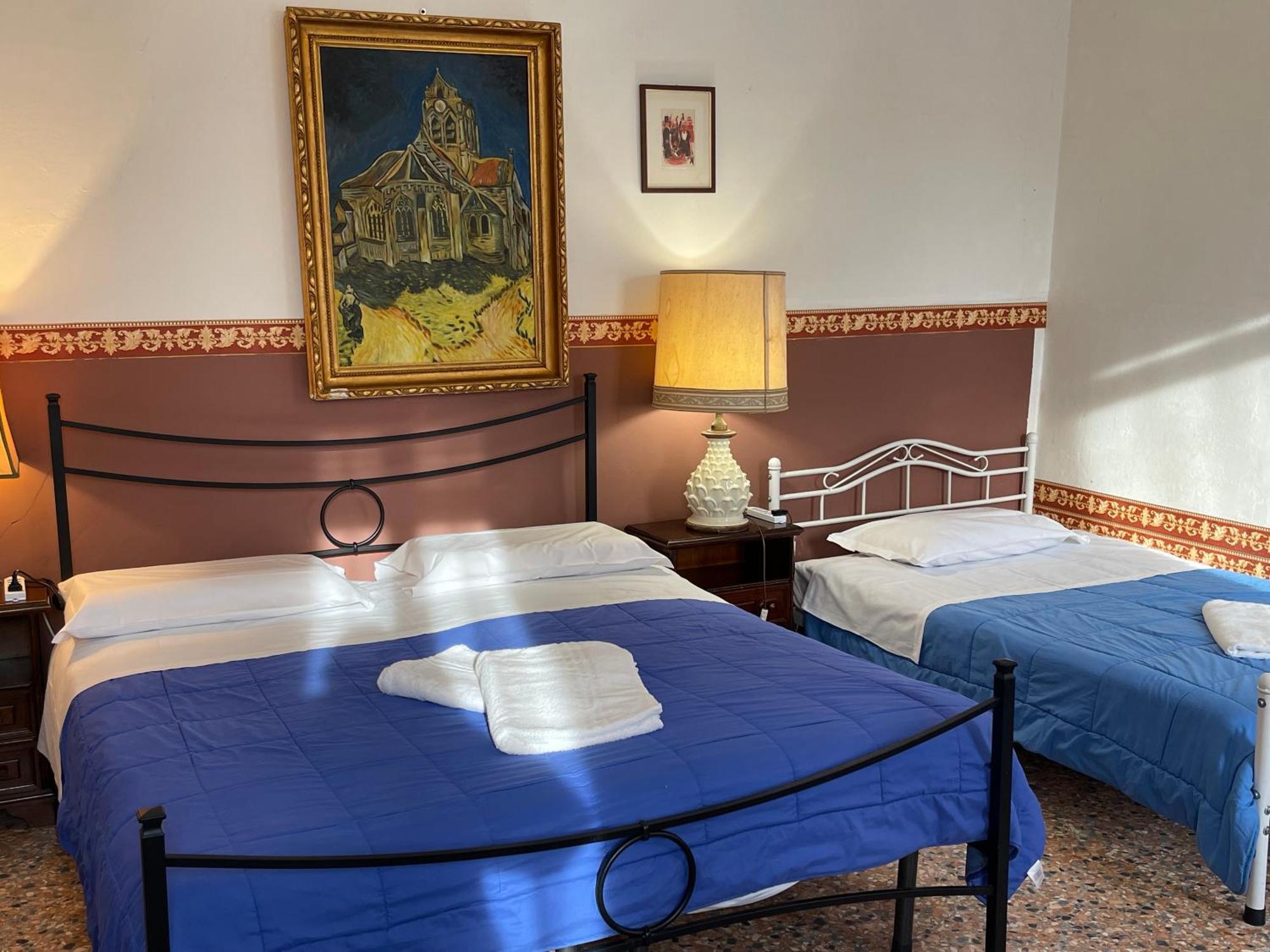 Princess Guest House Canal View Venise Extérieur photo