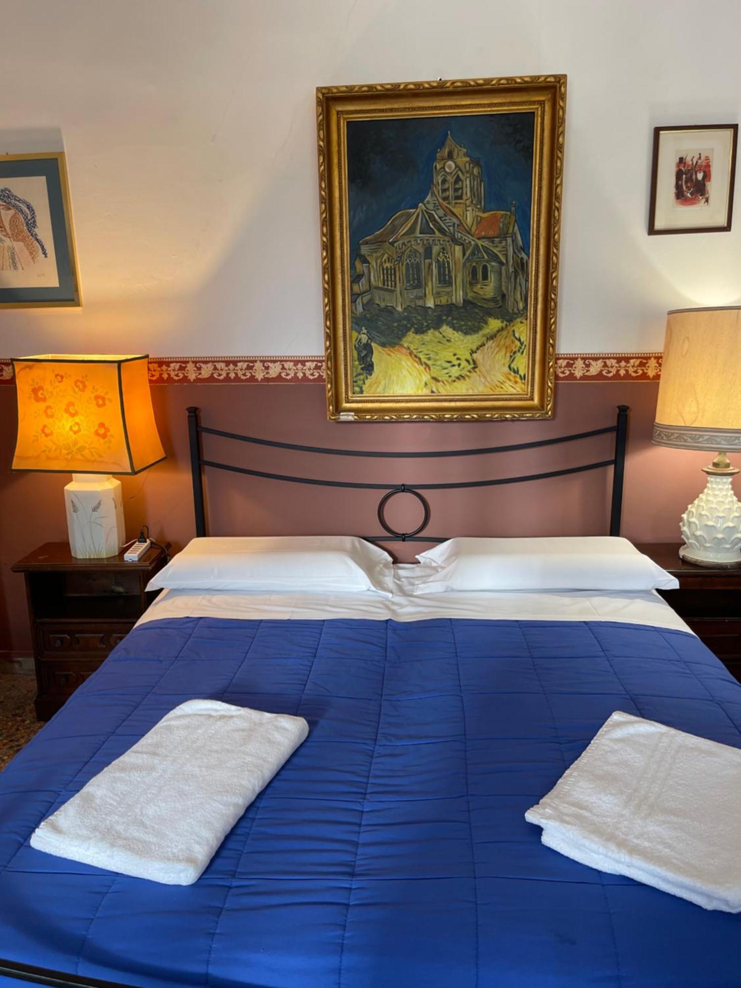 Princess Guest House Canal View Venise Extérieur photo