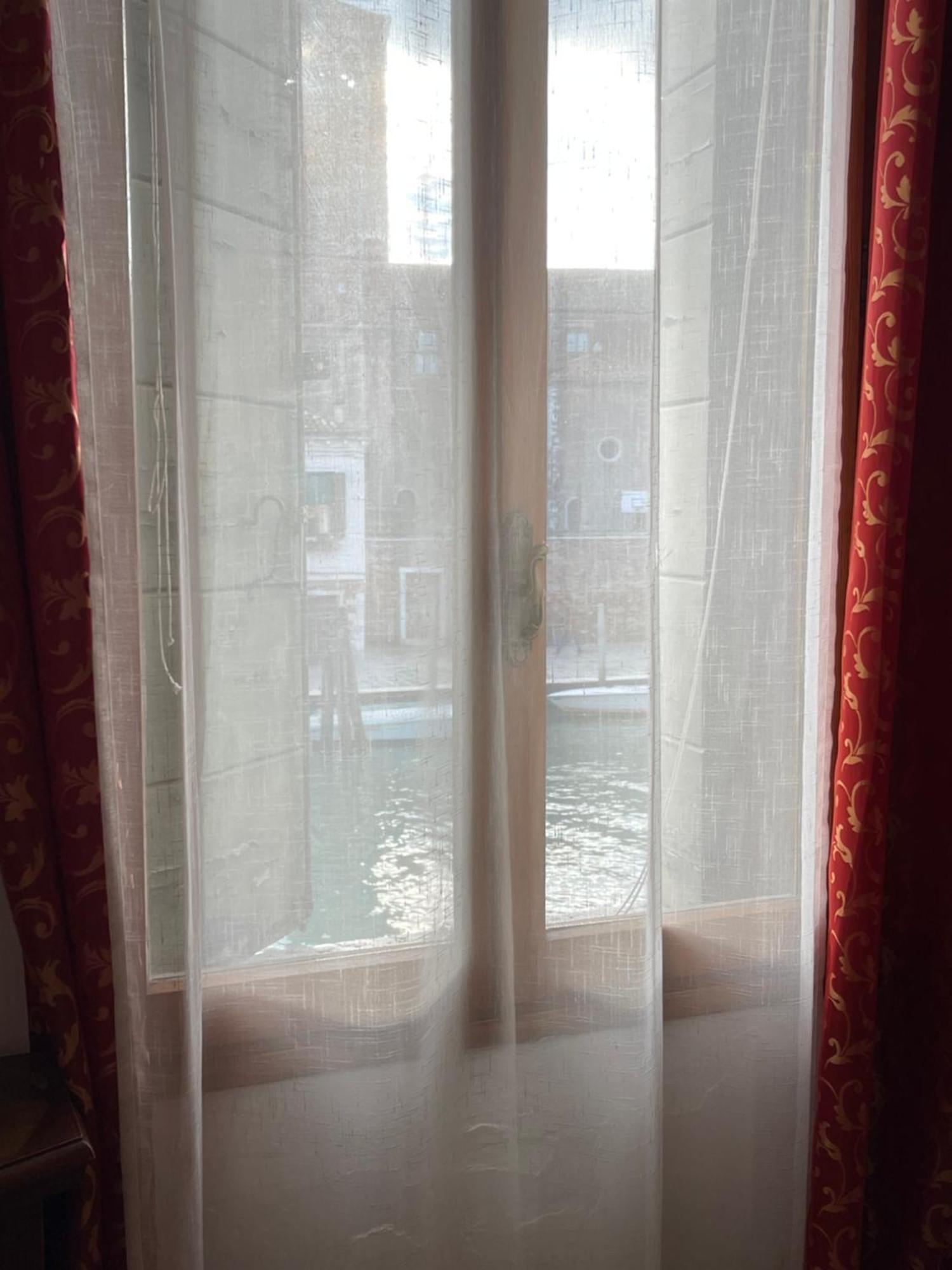 Princess Guest House Canal View Venise Extérieur photo