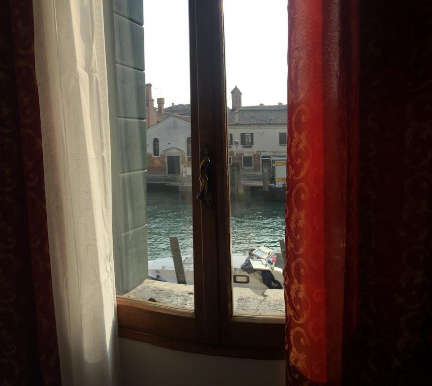 Princess Guest House Canal View Venise Extérieur photo