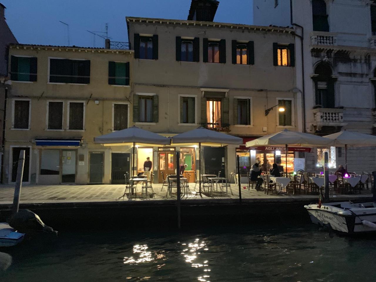 Princess Guest House Canal View Venise Extérieur photo